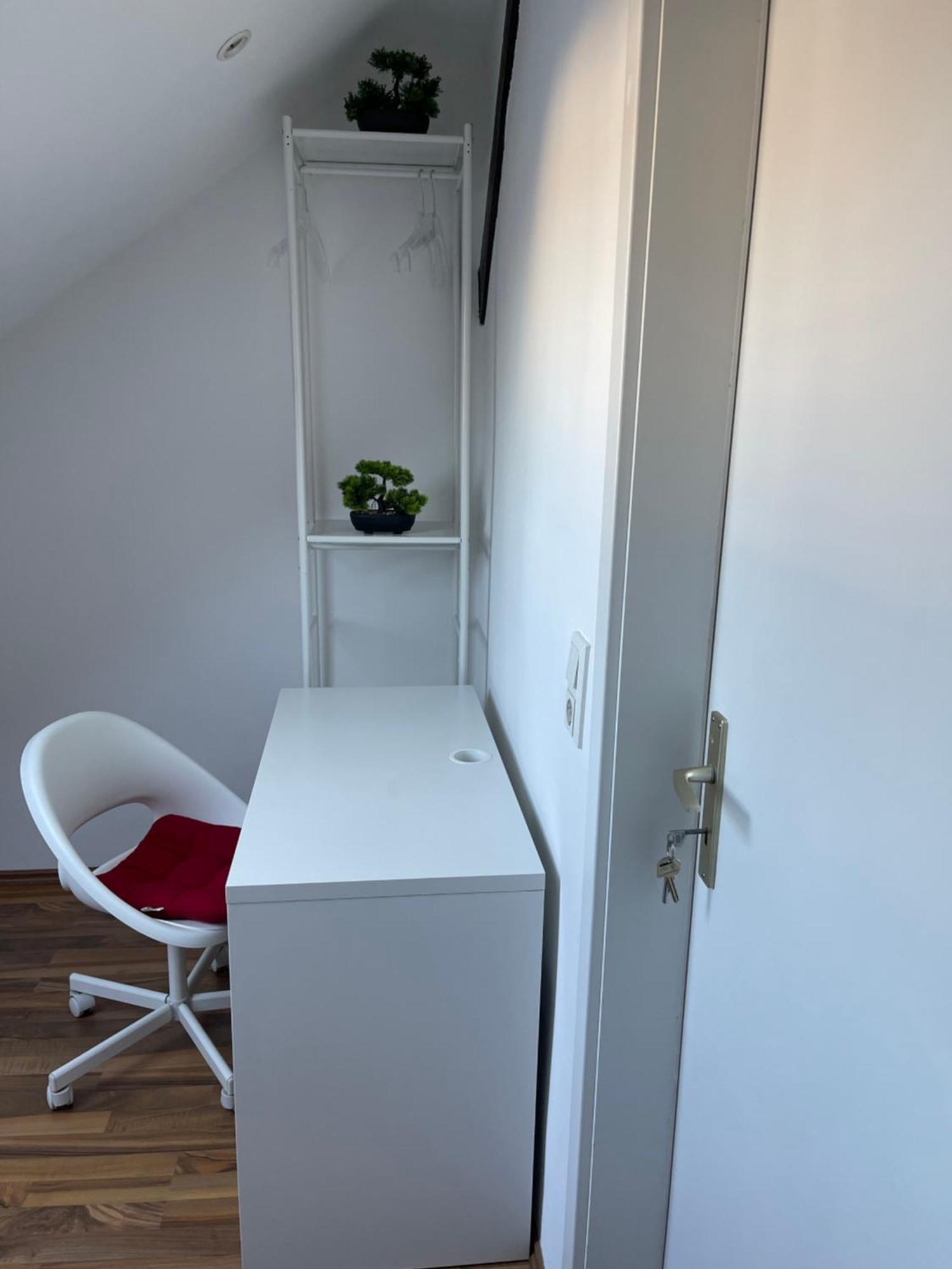 Bequemes Einzelzimmer Im Herzen Von Kassel Exterior foto